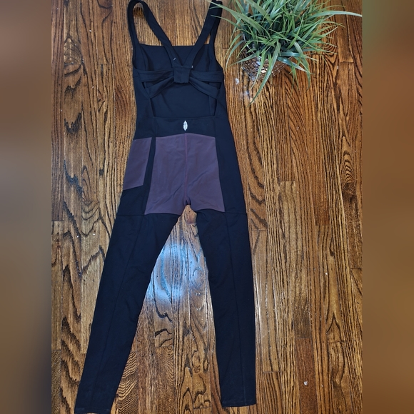 Free People Movement Back It Up Onesie Jumpsuit - Picture 4 of 10